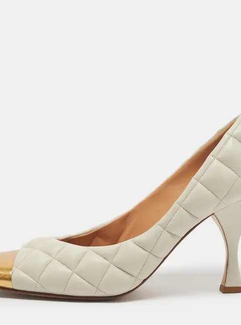 Bottega Veneta Size 41 Off-White/Gold Metal and Quilted Leather Square Toe Pumps