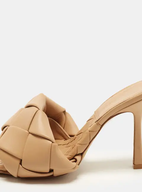 Bottega Veneta Lido Size 36.5 Beige Intrecciato Leather Slide Sandals