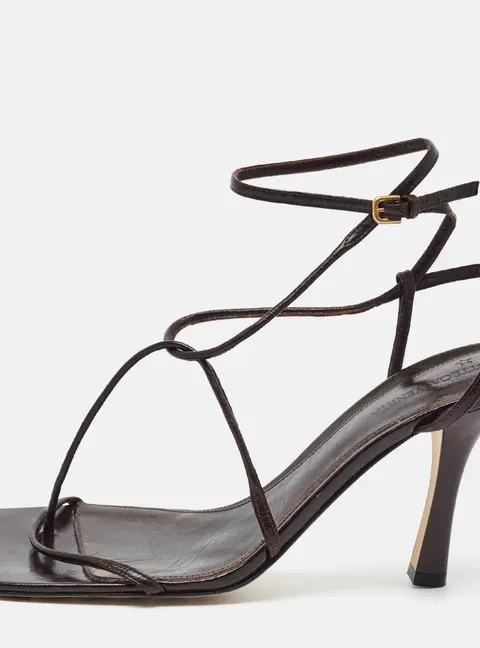 Bottega Veneta Stretch Size 41 Brown Leather Ankle Strap Sandals