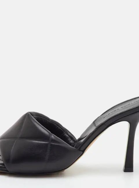 Bottega Veneta Lido Size 39 Black Leather Slide Sandals