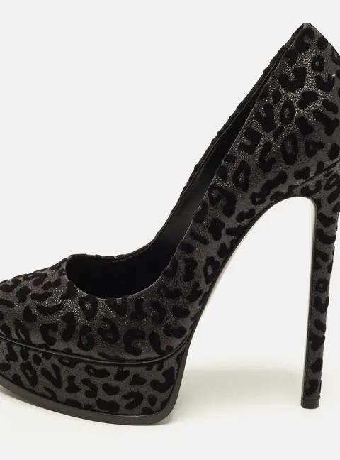 Casadei Size 38 Black Glitter and Velvet Platform Pumps