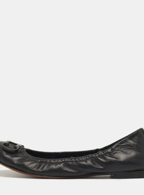CH Carolina Herrera Size 38 Black Leather Ballet Flats