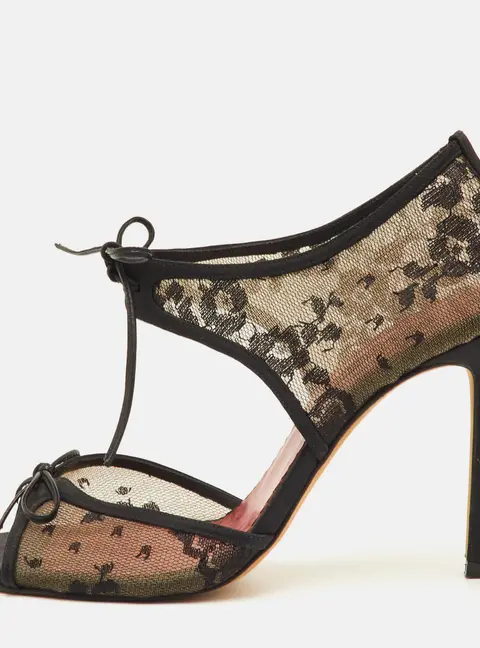 CH Carolina Herrera Size 39 Black Lace and Satin Ankle Bow Sandals