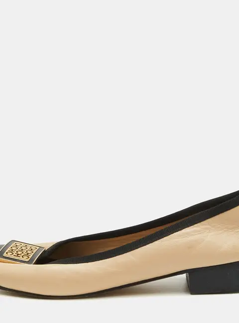CH Carolina Herrera Size 38 Cream/Black Leather Logo Cap Toe Ballet Flats