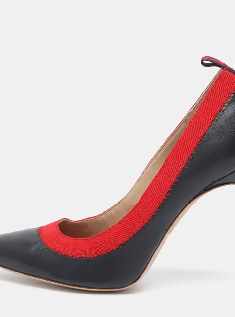 CH Carolina Herrera Size 37 Navy Blue Leather Pumps