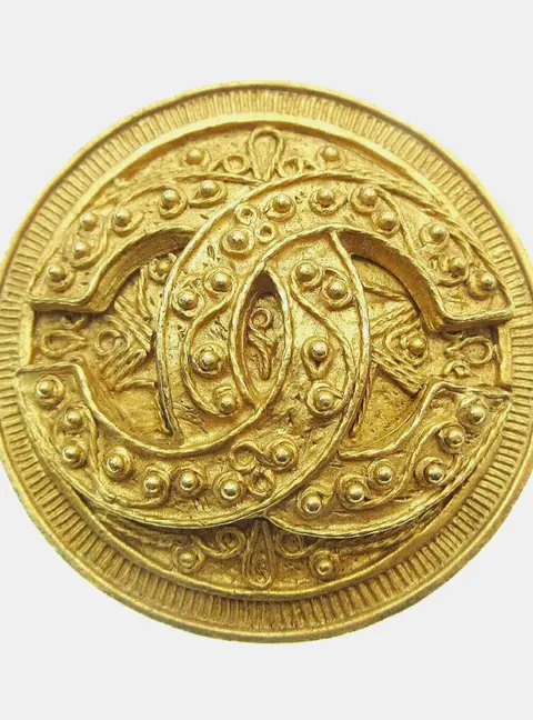 Chanel Vintage Ornate CC 94A Gold Plated Women's Medallion Brooch