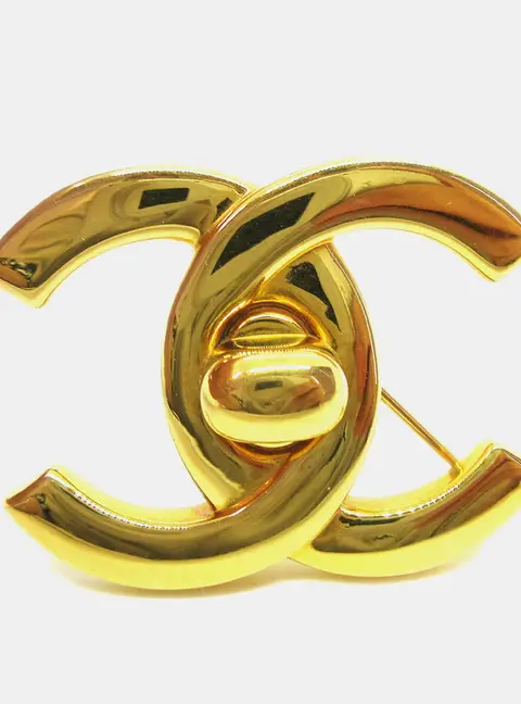 Chanel Vintage 1996 CC Turnlock Gold Plated Women's Brooch