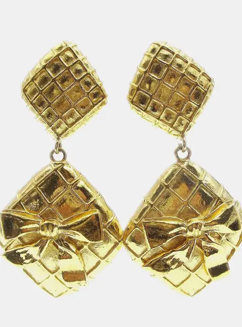 Chanel Quilted Bow Dangle Gold Plated Women's Clip -On Earrings