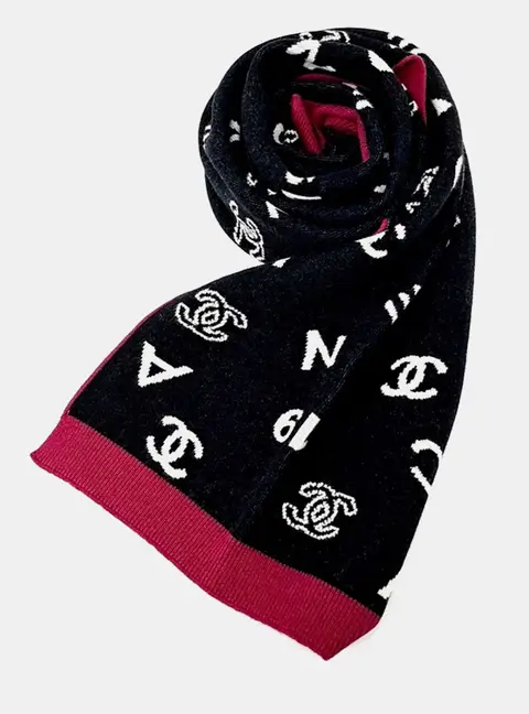 Chanel cashmere Black & Magenta Pink muffler
