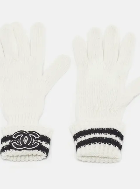 Chanel White Wool Rib Knit CC Gloves
