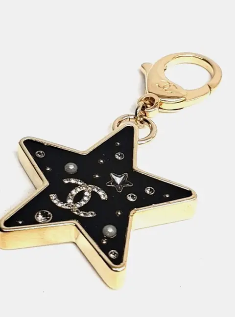 Chanel Gold Tone Metal Star Keyring