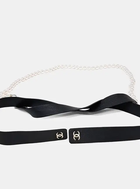 Chanel pearl belt