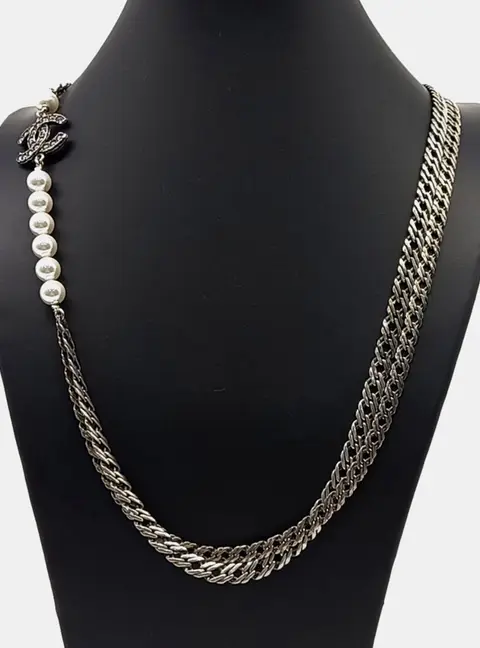 Chanel pearl chain necklace