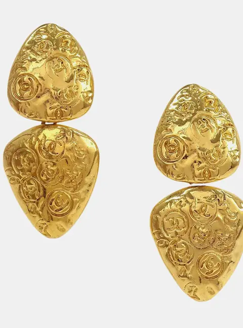 Chanel Vintage 93P Textured CC Logo Gold Plated Dangle Triangle Clip -On Earrings