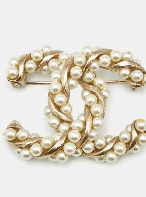 Chanel CC Twisted Rope Faux Pearl Gold Tone Brooch