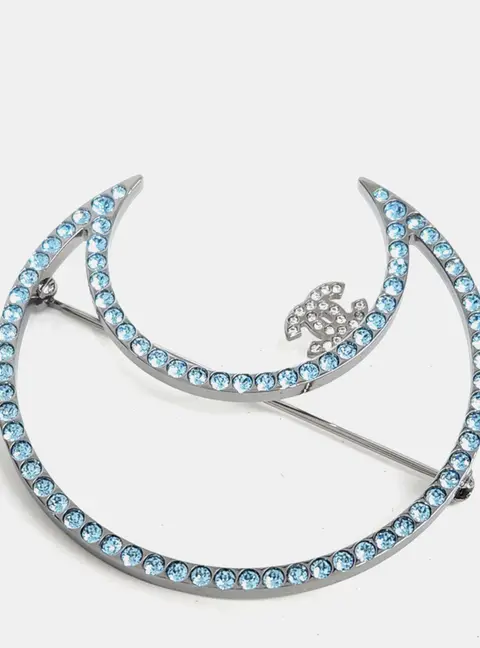 Chanel CC Blue/Silver Brooch