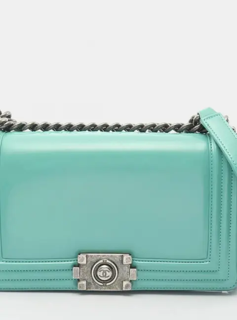 Chanel Boy Medium Mint Green Smooth Calfskin Leather Shoulder Bag