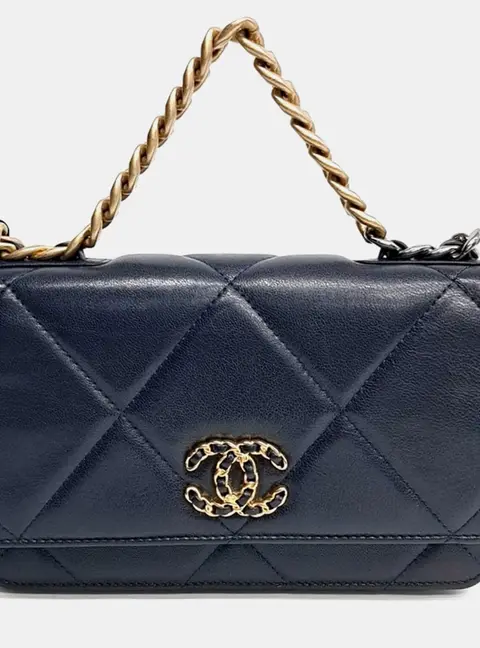 Chanel Navy Blue Leather WOC 19 Mini Crossbody Bag AP0957