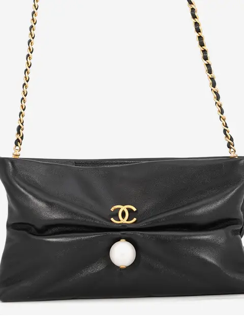 Chanel Cc Logo Pearl Chainclutch Bag Black Shiny Lambskin