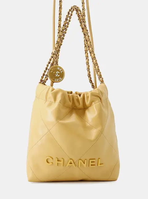 Chanel Chanel22 Chain shoulder Bag Beige Shiny Calf Leather Size Mini