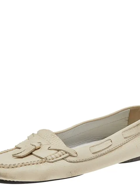 Chanel Size 38.5 Cream Leather Loafers & Moccasins