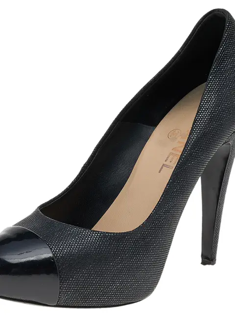 Chanel Black Textured Leather CC Cap Toe Pumps Size 38.5