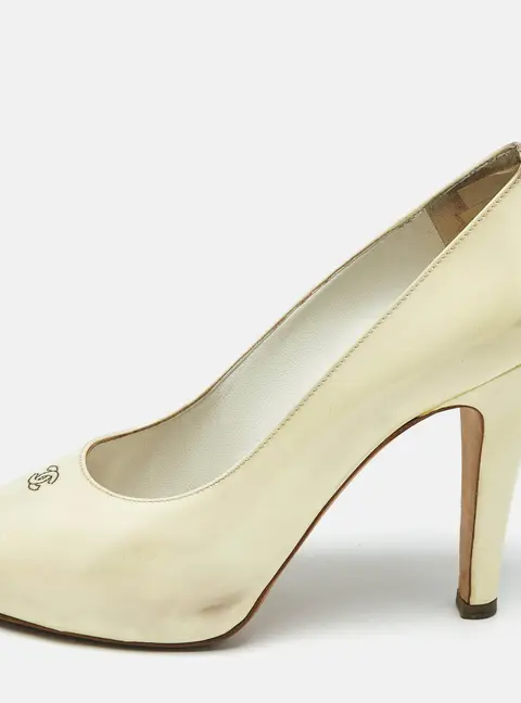 Chanel Cream Patent Leather CC Peep Toe Pumps Size 39.5