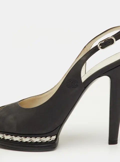 Chanel Size 40.5 Black Leather Chain Link Platform Slingback Sandals