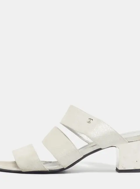 Chanel CC Size 40 Grey Slide Suede