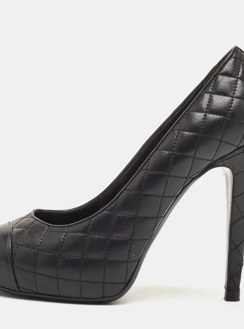 Chanel Size 38.5 Black Quilted Leather CC Cap Toe Platform Pumps