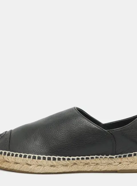 Chanel Size 38 Black Leather CC Cap Toe Slip On Espadrille Flats