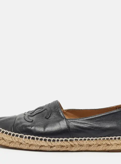 Chanel CC Size 39 Black Leather Espadrille Flats