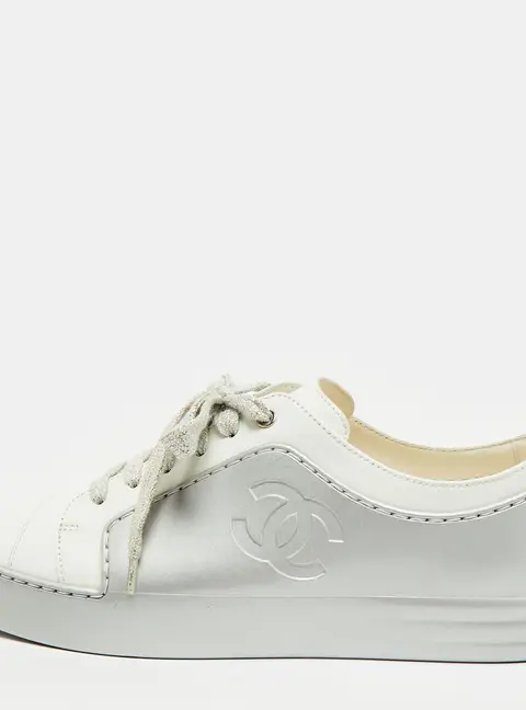 Chanel CC Size 39.5 Silver/White Leather and Rubber Lace Up Sneakers