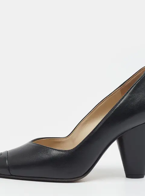 Chanel CC Size Black Leather Pointed Toe Pumps