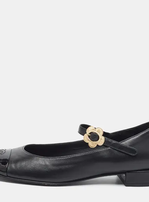 Chanel Mary Jane Size 38.5 Black Leather and Patent Leather Ballet Flats