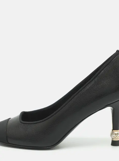Chanel CC Faux Pearl Embellished Size 36 Black Leather and Fabric Pumps