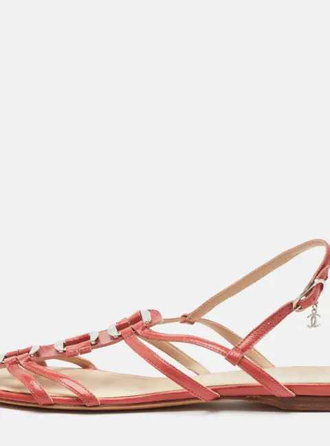 Chanel CC Size 38.5 Peach Orange Leather Strappy Flat Sandals