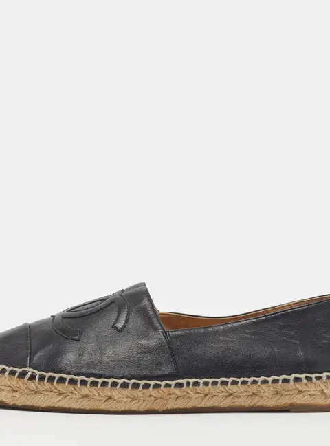 Chanel Interlocking CC Logo Size 41 Black Leather Espadrille Flats