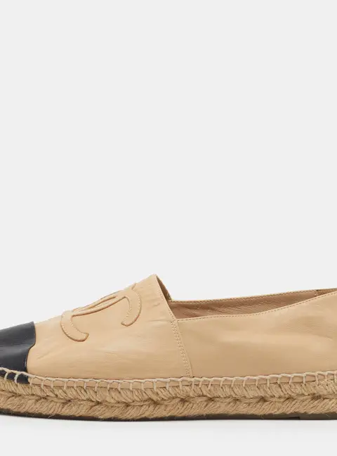 Chanel CC Size 38 Beige/Black Leather Cap Toe Espadrille Flats