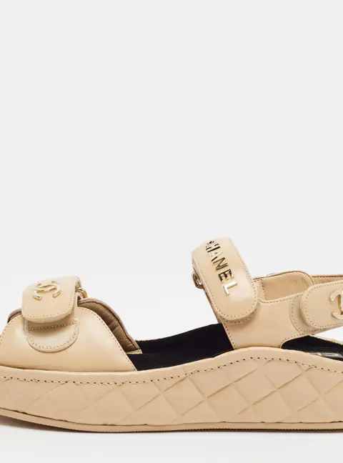 Chanel CC Size 40 Beige Leather Platform Sandals