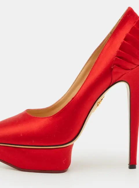 Charlotte Olympia Paloma Size 39 Red Satin Paloma Fan Pleat Platform Pumps