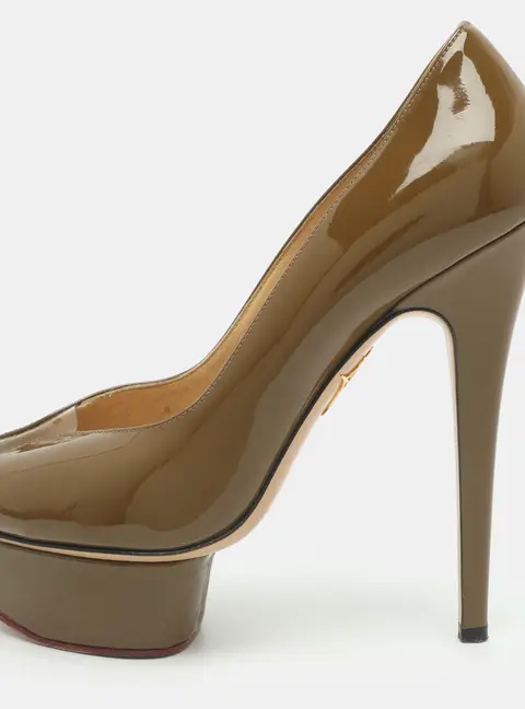 Charlotte Olympia Size 38 Olive Green Patent Leather Peep Toe Platform Pumps