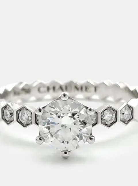 Chaumet 0.52 ct 18k White Gold Diamond Be My Love Ring EU 50