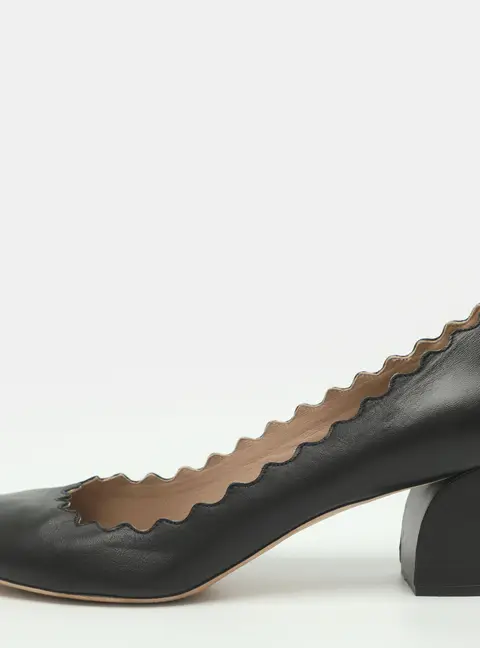 Chloe Laurena Scalloped Size 40 Black Leather Block Heel Pumps
