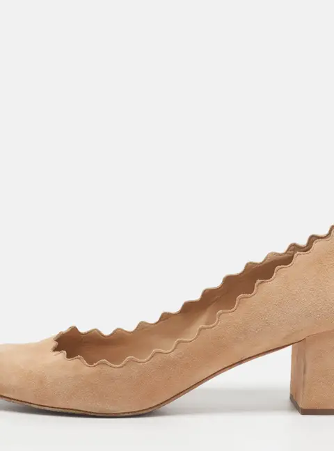 Chloe Laurena Scalloped Size 41 Beige Suede Pumps