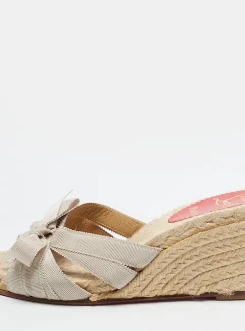 Christian Louboutin Size 37 Beige Fabric Bow Espadrille Slide Wedge Sandals