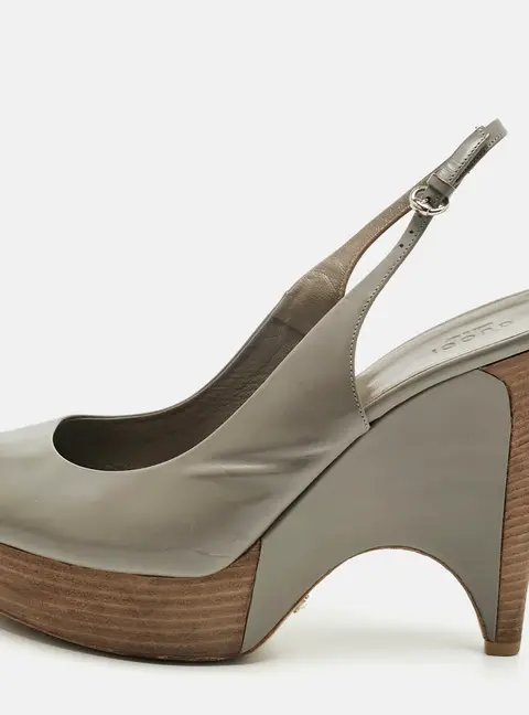 Gucci Grey Leather Slingback Wedge Pumps Size 40.5