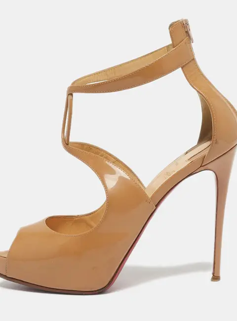 Christian Louboutin Rosie Size 39 Beige Patent Leather Peep Toe Platform Sandals