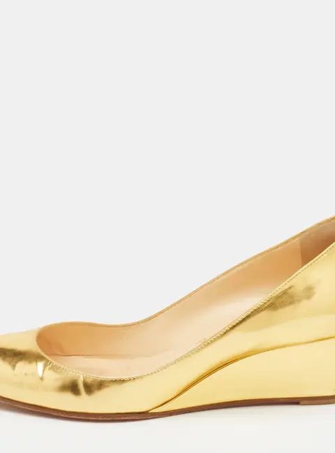 Christian Louboutin Size 38 Gold Leather Round Toe Wedge Pumps
