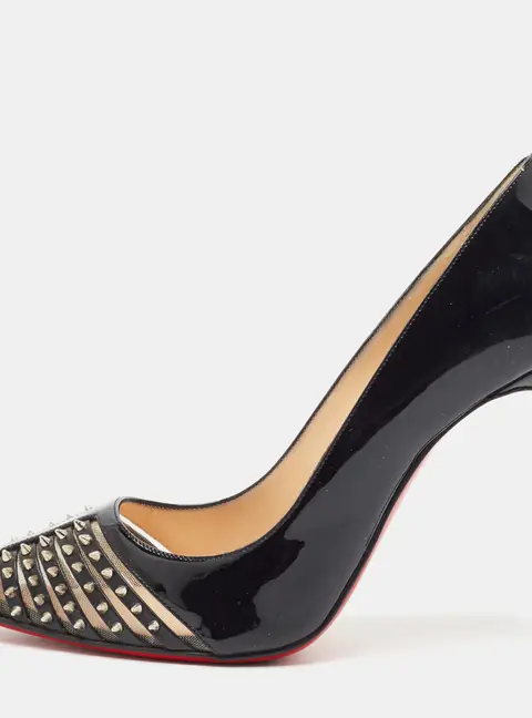 Christian Louboutin Bareta Size 39 Black Patent Leather Pointed Toe Pumps